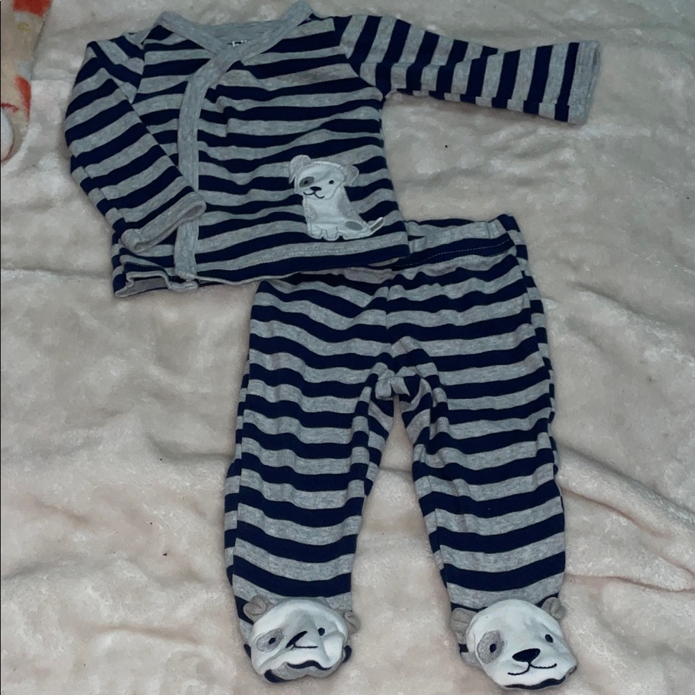 Butten up top and footie pants ft. Puppy’s!!